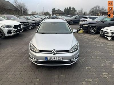 Srebrny Używany 2020 VW Golf VII Comfortline Kombi | 25 900 zł