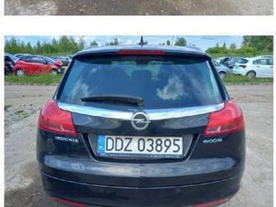 używany Opel Insignia uszkpdzona