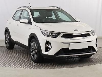Biały Używany 2018 Kia Stonic SUV | 47 999 zł (Uczciwa cena)