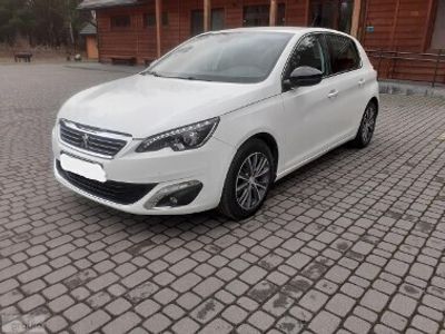Używany Peugeot 308 Allure 115 KM (84 kW) 2013 Biały Hatchback