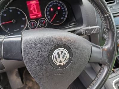 Używany 2009 VW Golf VI Hatchback | 15 000 zł (Uczciwa cena)