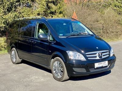 Czarny Używany 2013 Mercedes Viano Minivan | 83 900 zł