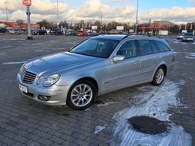 Używany 2004 Mercedes E220 | 14 500 zł