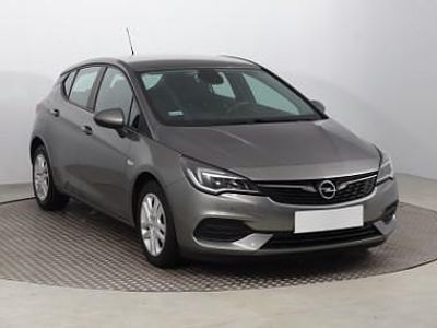 Szary Używany 2020 Opel Astra Hatchback | 38 999 zł (Dobra cena)