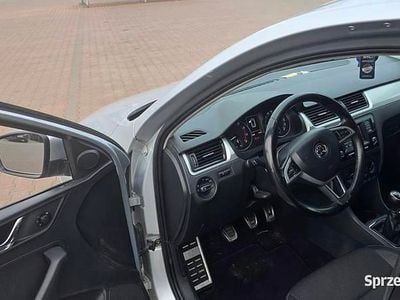Srebrny Używany 2016 Skoda Rapid Ambition Hatchback | 29 000 zł (Drogi)