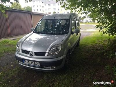 Srebrny Używany 2003 Renault Kangoo Kombi | 3999 zł (Uczciwa cena)