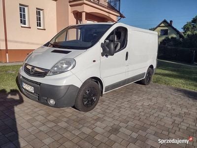 używany Opel Vivaro 2L, 114KM