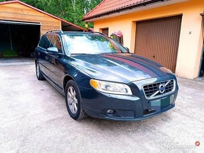 używany Volvo V70 T4 F 180KM w oryginale, zamiana