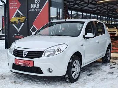 Biały Używany 2012 Dacia Sandero Hatchback | 19 500 zł
