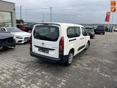 używany Citroën Berlingo 1.2dm 110KM 2021r. 67 050km