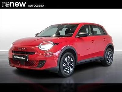 Używany Fiat 600 100 KM (73 kW) 2024 Czerwony SUV