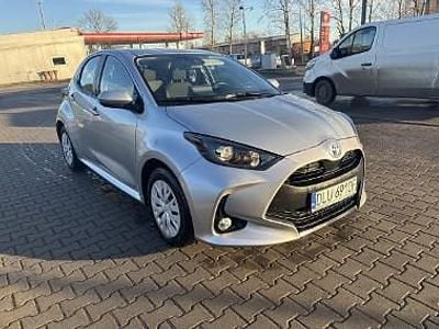 używany Toyota Yaris IV 1.0 Comfort Benzyna 12/2022 Pierwszy Właściciel SalonPL