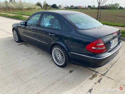 Mercedes E270