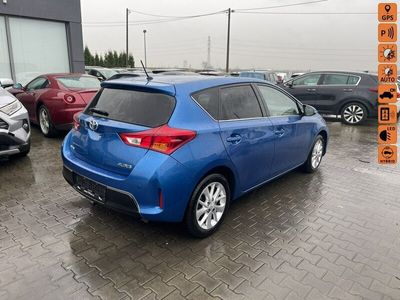 używany Toyota Auris 1.3dm 99KM 2013r. 143 600km