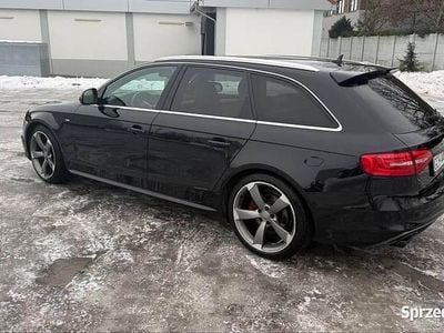 Czarny Używany 2012 Audi A4 S-Line Kombi | 37 500 zł (Dobra cena)