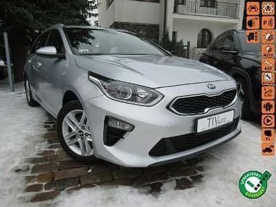 Używany Kia Ceed 160 KM (117 kW) 2021 Srebrny Hatchback