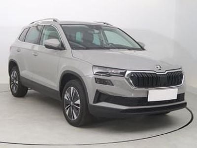 Szary Używany 2023 Skoda Karoq SUV | 113 999 zł (Dobra cena)