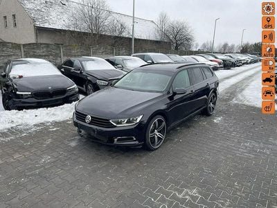 Czarny (metalik) Używany 2015 VW Passat Highline Kombi | 29 900 zł