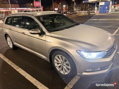 Używany VW Passat Highline 2016 Srebrny Kombi