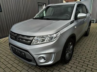 Używany Suzuki Vitara 120 KM (88 kW) 2017 Srebrny (metalik) SUV