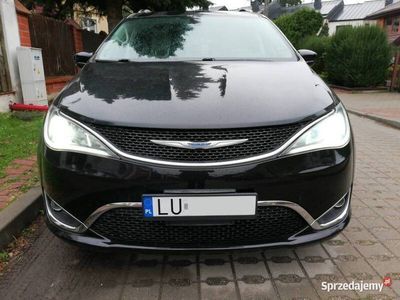 Chrysler Pacifica