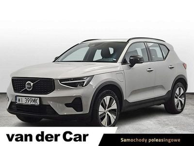 Używany Volvo XC40 Plus 2022 Srebrny SUV