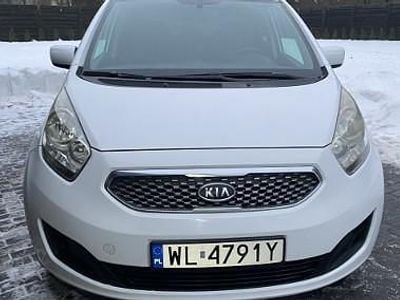 Używany Kia Venga 90 KM (66 kW) 2010 Biały Hatchback