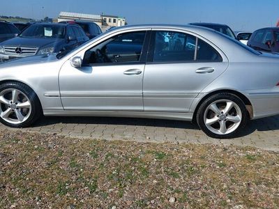 Mercedes C180