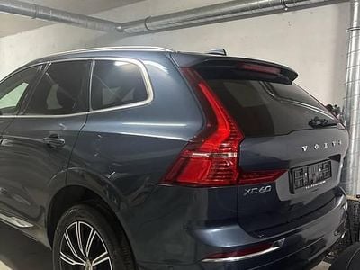 Niebieski Używany 2020 Volvo XC60 Inscription SUV | 120 000 zł (Dość drogi)