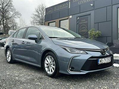 Używany Toyota Corolla 125 KM (91 kW) 2023 Niebieski jasny (metalik) Sedan/Limuzyna