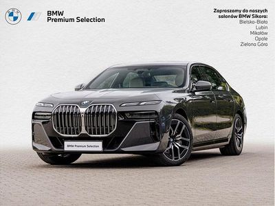 Szary dravit bmw individual metalizowany Używany 2025 BMW 750e Executive Sedan/Limuzyna | 559 900 zł