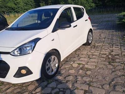 Używany Hyundai i10 66 KM (48 kW) 2015 Hatchback