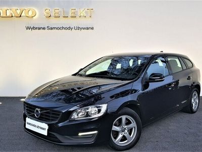 Niebieski ciemny Używany 2016 Volvo V60 Kombi | 71 900 zł (Drogi)