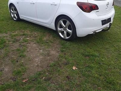 Używany Opel Astra 2011