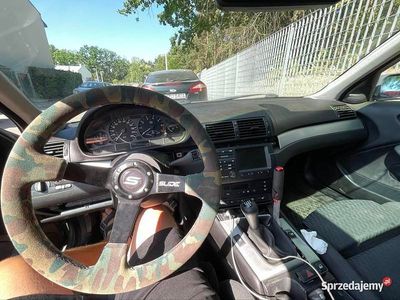 używany BMW 323 i gruz