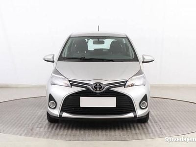 Srebrny Używany 2016 Toyota Yaris Hatchback | 43 999 zł (Dość drogi)