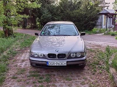 Używany 1998 BMW 523 | 6600 zł