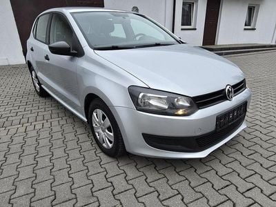 Srebrny Używany 2011 VW Polo Hatchback | 15 900 zł (Uczciwa cena)