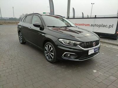 Czarny Używany 2016 Fiat Tipo Sedan/Limuzyna | 43 799 zł (Drogi)