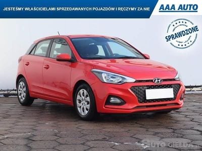 Używany Hyundai i20 2018 Czerwony