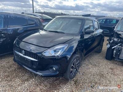 Czarny Używany 2023 Suzuki Swift Hatchback | 30 600 zł