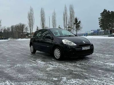 Używany Renault Clio II 2011 Sedan/Limuzyna