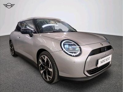 Melting silver iii metalizowany Używany 2024 Mini Cooper Hatchback | 141 200 zł (Uczciwa cena)