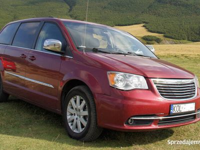 używany Chrysler Town & Country 2014r