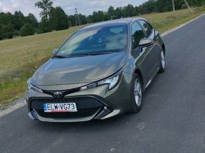 Używany Toyota Corolla 116 KM (85 kW) 2019 Beżowy Hatchback