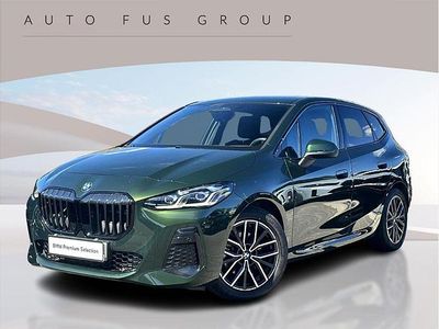 Używany BMW 218 Active Tourer Comfort Edition 136 KM (100 kW) 2024 Zielony san remo metalizowany Minivan