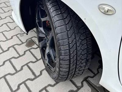 Używany Peugeot 307 2008 Biały Hatchback