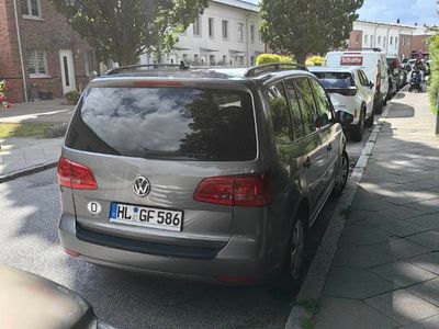 Używany VW Touran 105 KM (77 kW) 2010 Srebrny Minivan