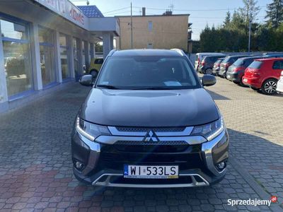 używany Mitsubishi Outlander III 2018/2019 2.0 4x4 7 osób, Salon Polska