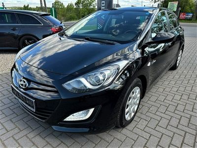 Używany Hyundai i30 110 KM (80 kW) 2015 Czarny Hatchback
